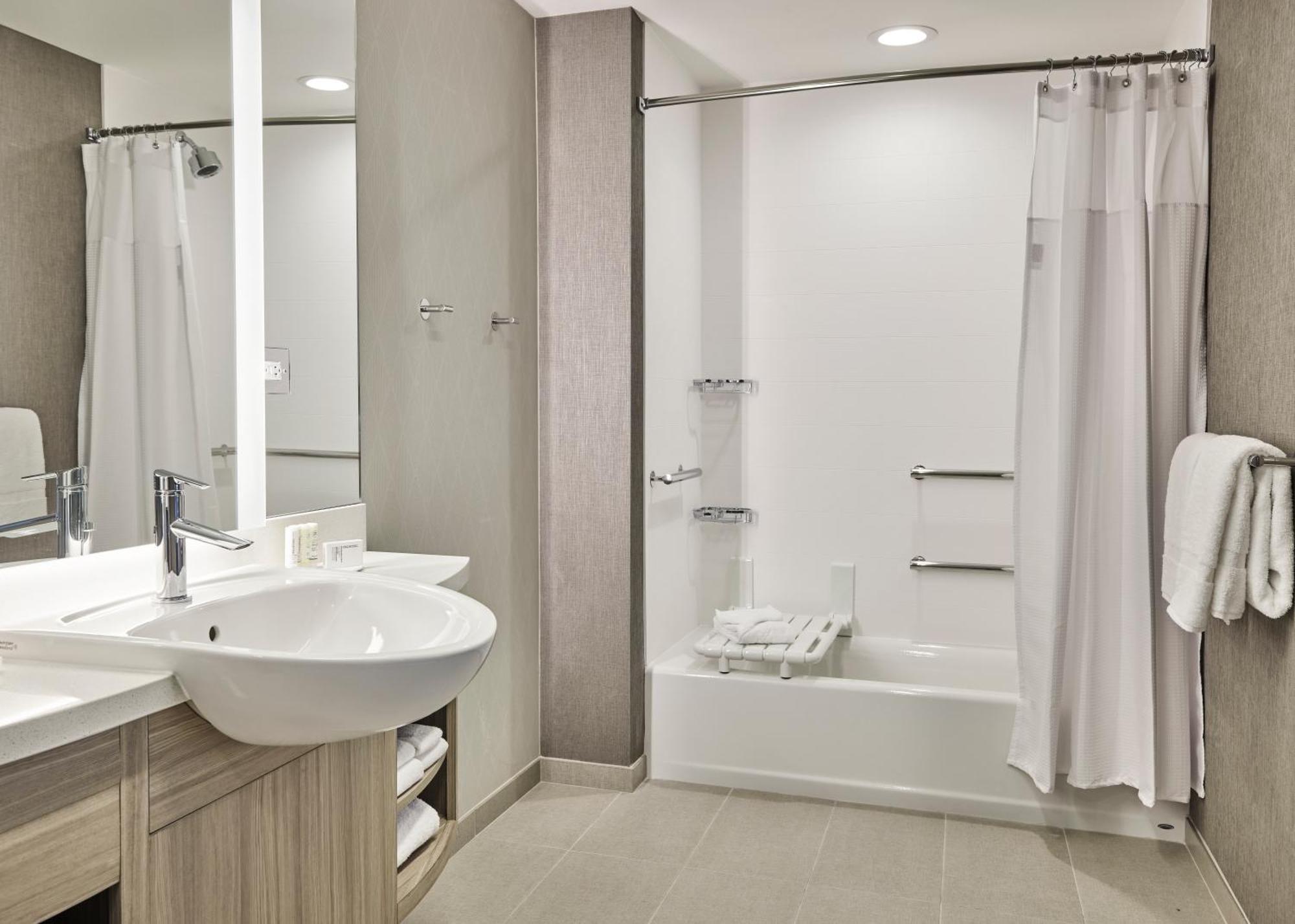 Springhill Suites By Marriott Chicago Chinatown Esterno foto