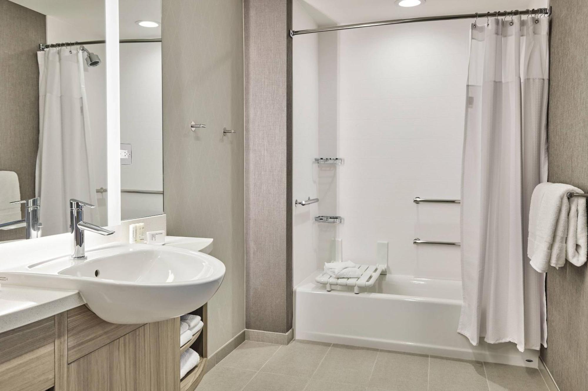 Springhill Suites By Marriott Chicago Chinatown Esterno foto