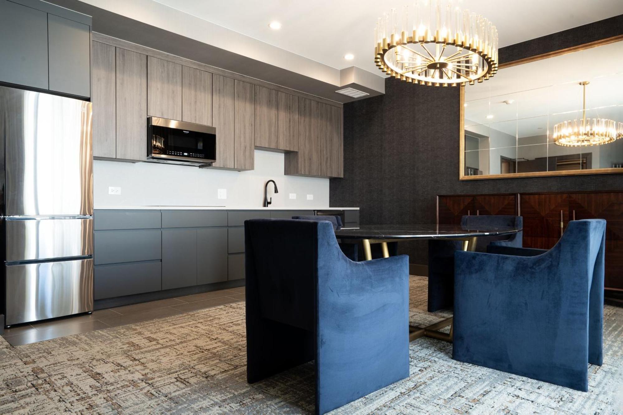 Springhill Suites By Marriott Chicago Chinatown Esterno foto