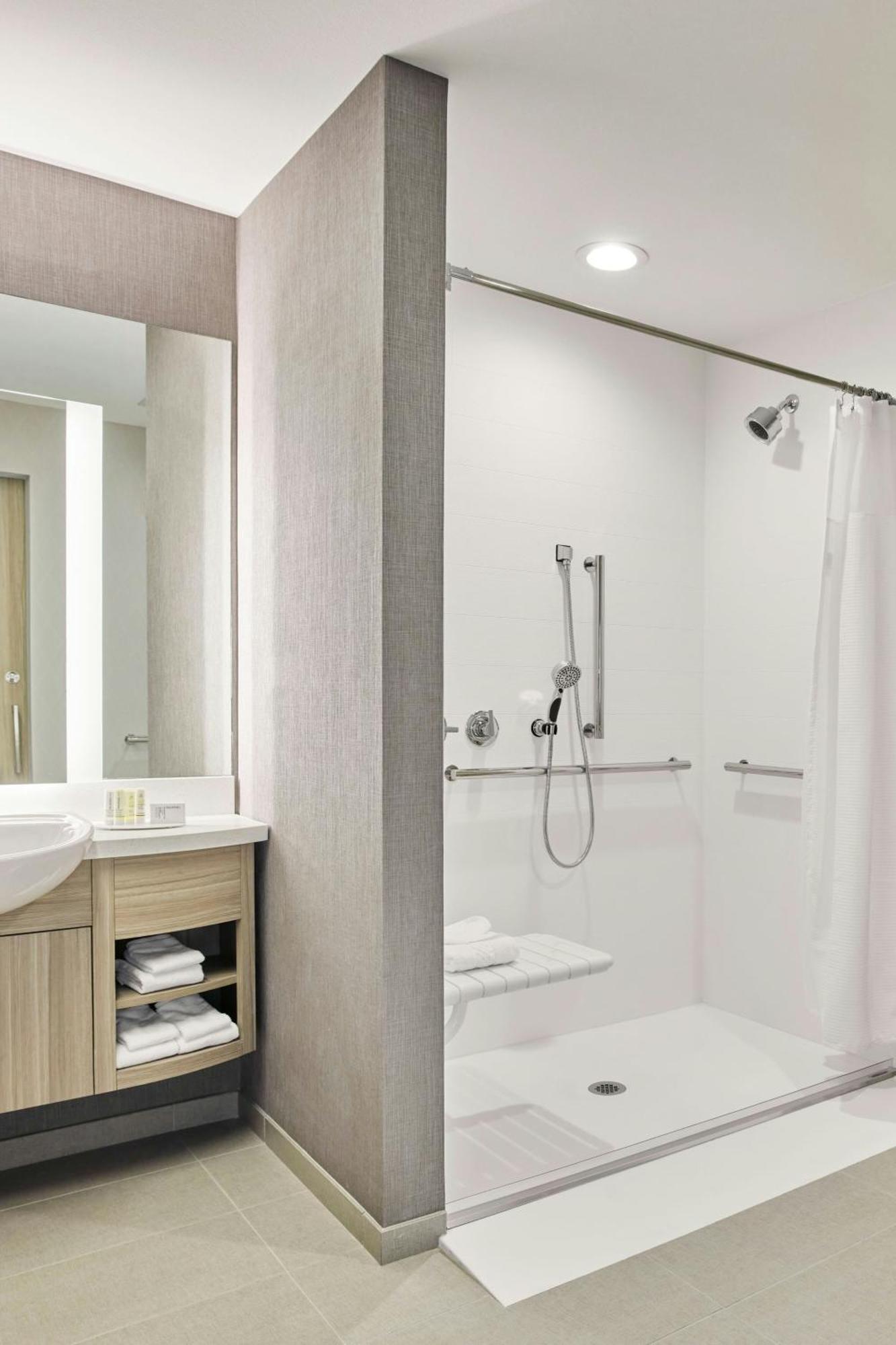 Springhill Suites By Marriott Chicago Chinatown Esterno foto